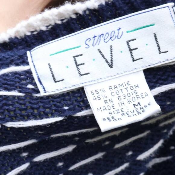 Vintage Knit Floral V-Neck Sweater, M Grandmacore Retro - Picture 5 of 5